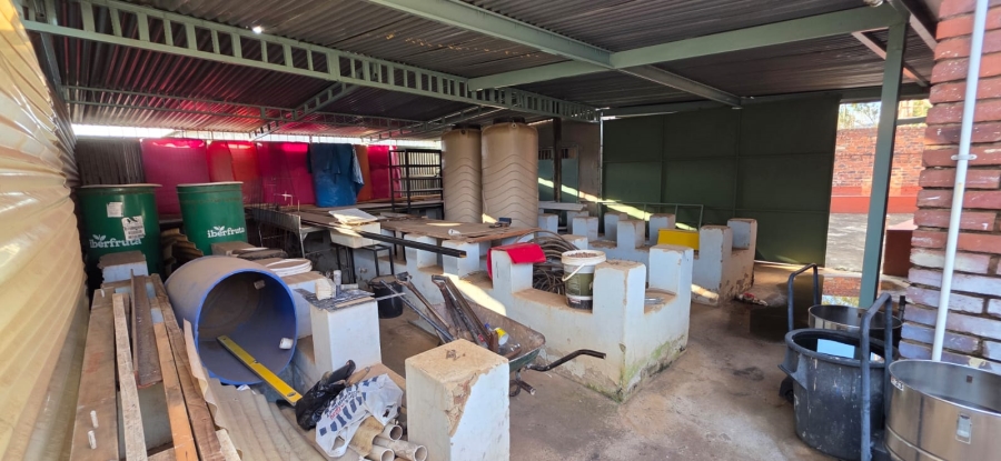 Commercial Property for Sale in Ifafi North West